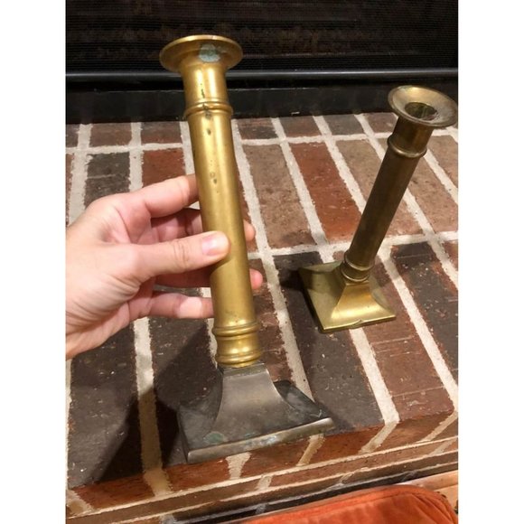 Pair of vintage gold brass candlestick holders 8.75 inches tall each - Picture 6 of 10